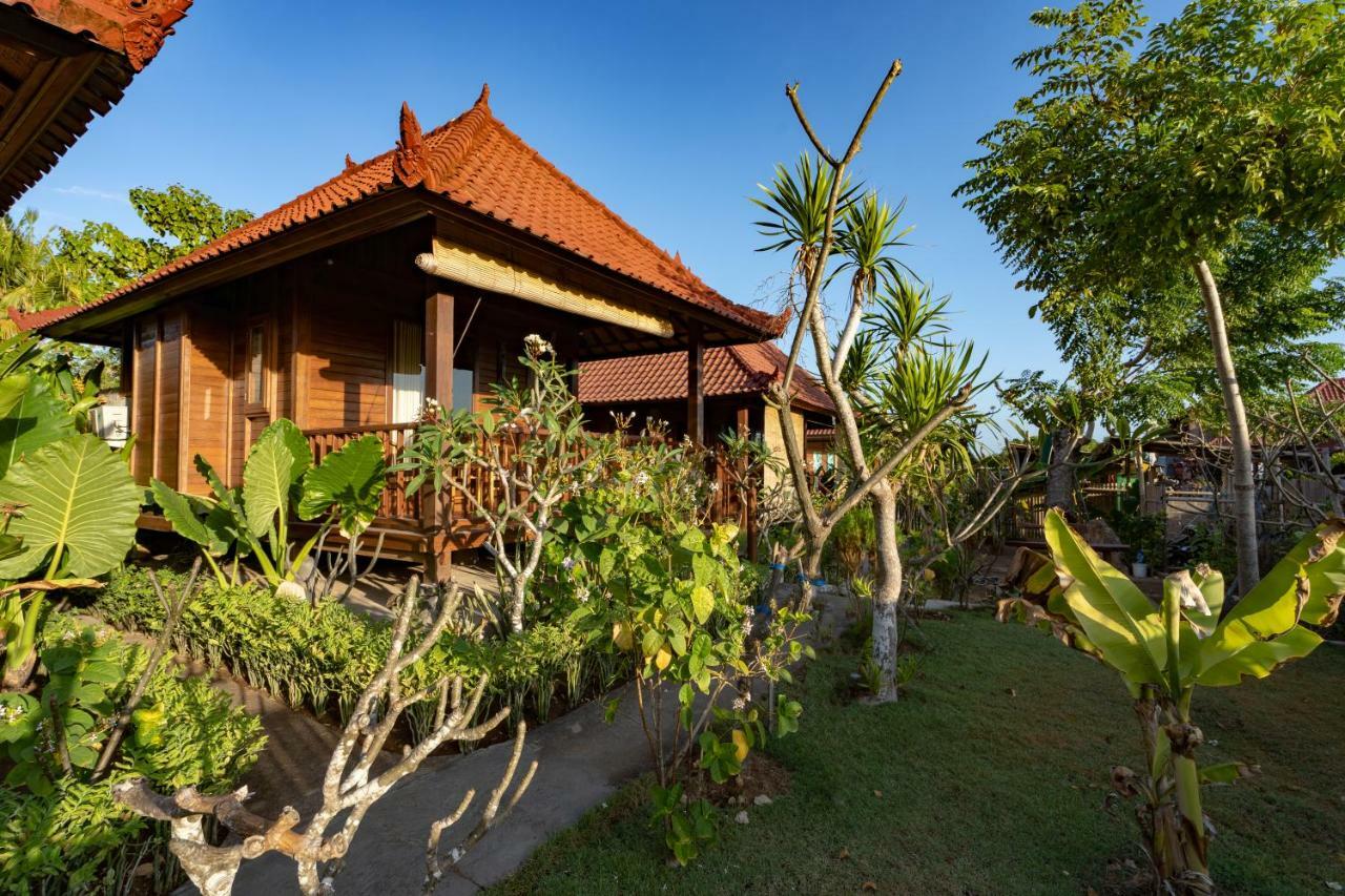 Smooth Garden Bed and Breakfast Lembongan Exteriör bild