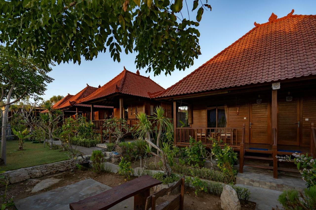 Smooth Garden Bed and Breakfast Lembongan Exteriör bild